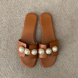 Brown pearl sandals